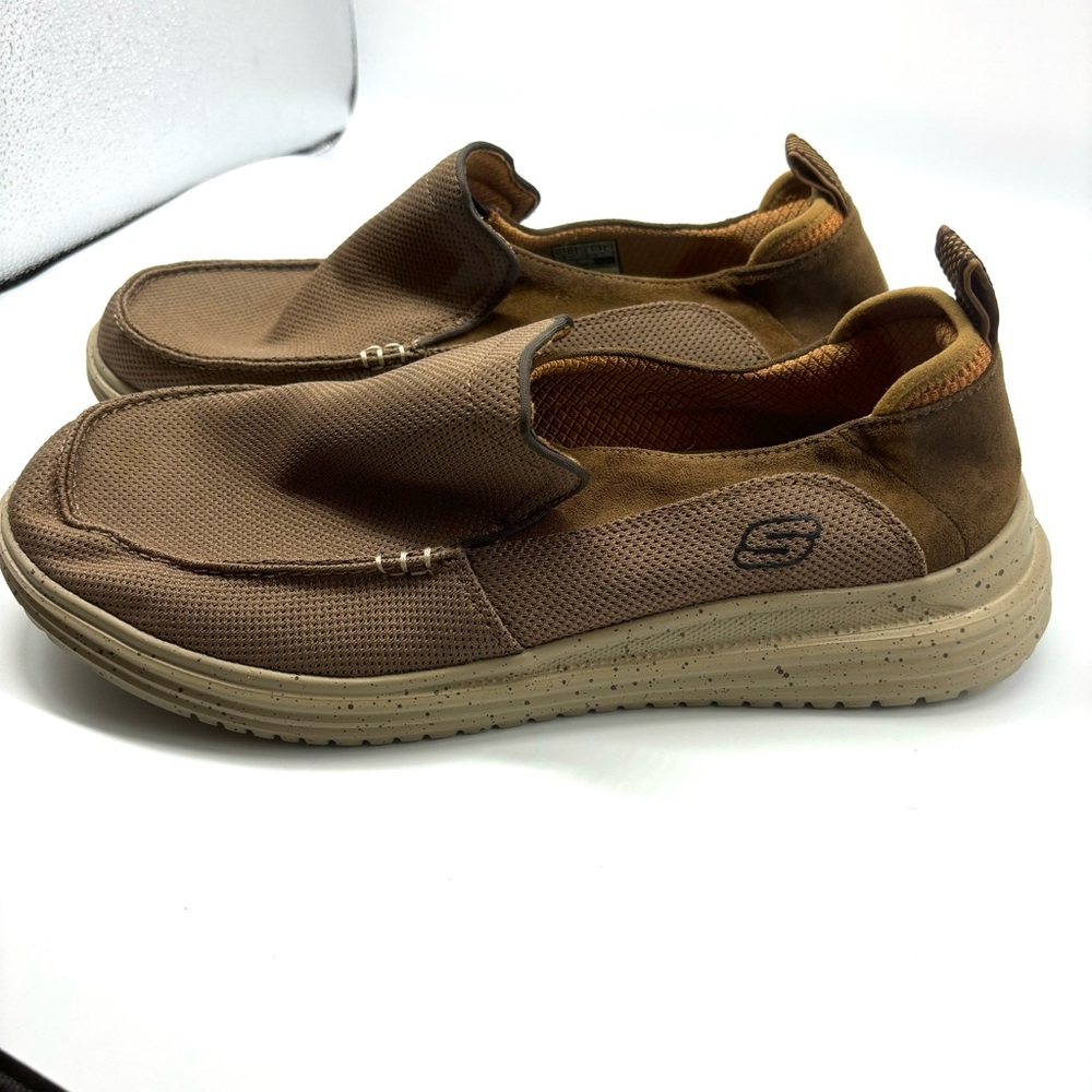 Sketchers Slip On Air Cooled Memory Foam Brown Sz… - image 2